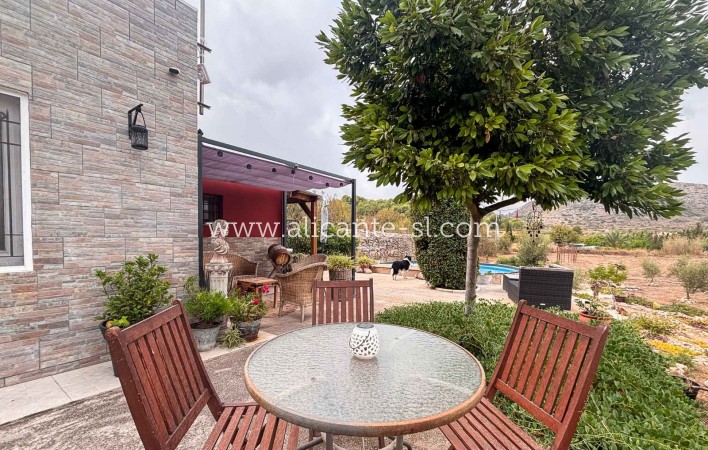Sale - Finca - Hondón de las Nieves
