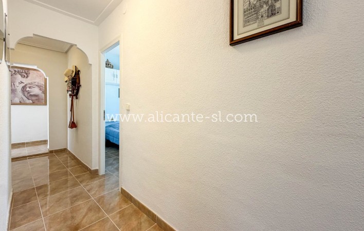 Venta - Villa  - Hondón de las Nieves