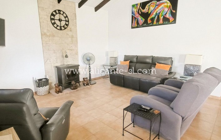 Sale - Villa  - Caudete