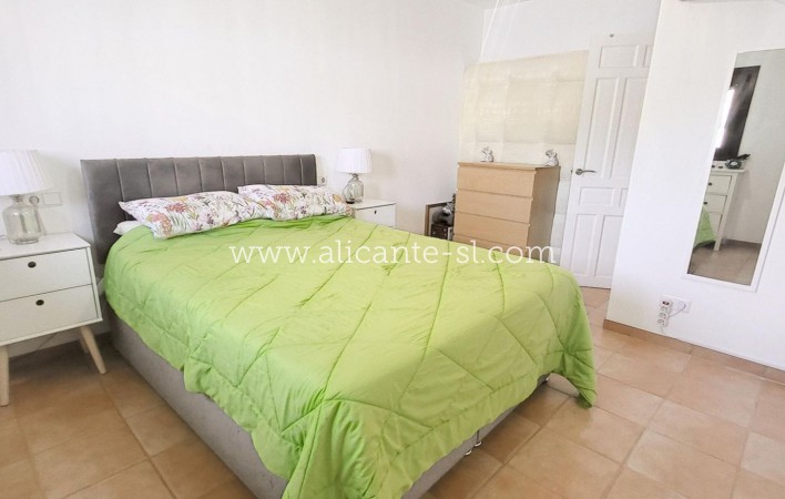 Sale - Villa  - Caudete