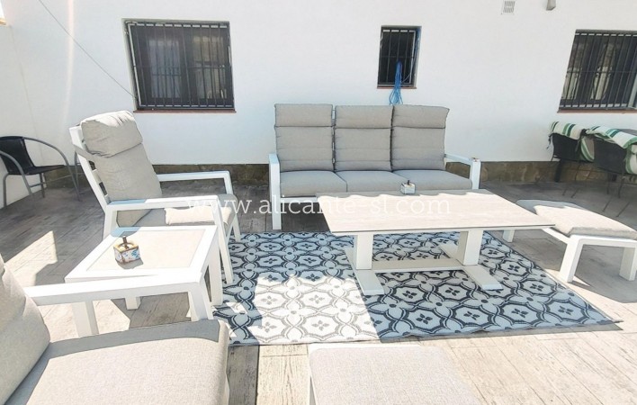 Sale - Villa  - Caudete