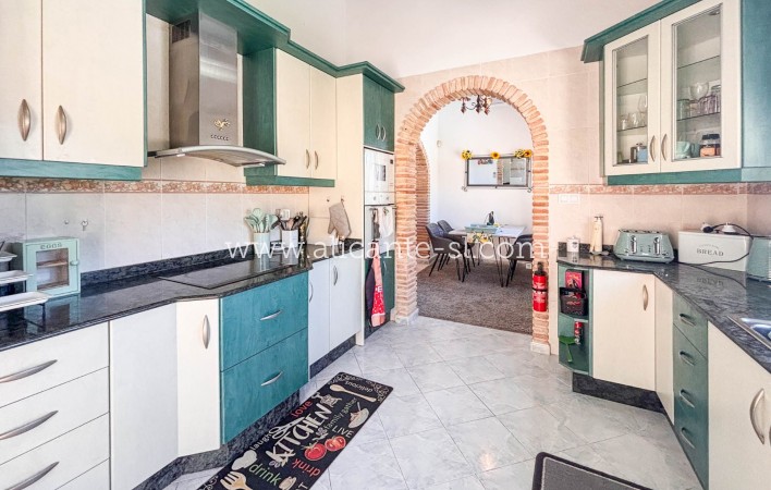 Sale - Villa  - Fortuna