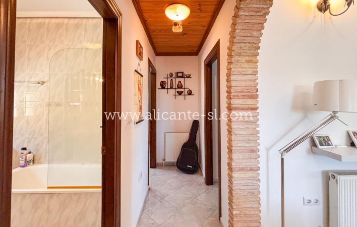 Sale - Villa  - Fortuna