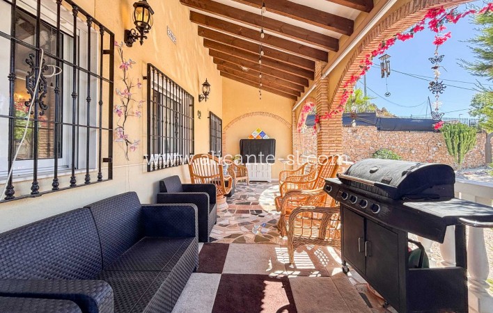Sale - Villa  - Fortuna