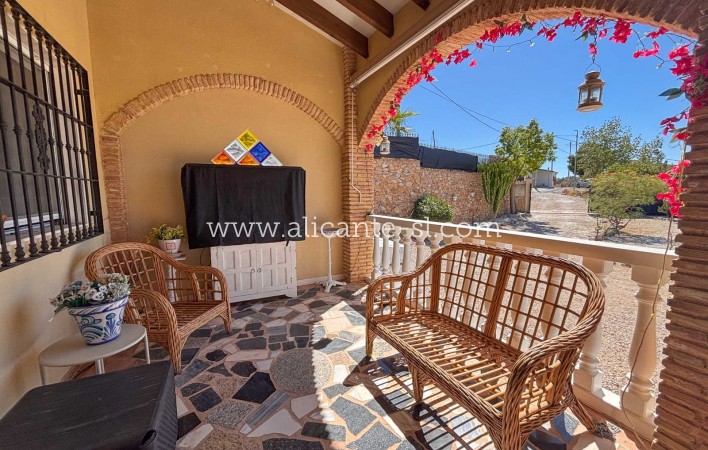 Sale - Villa  - Fortuna