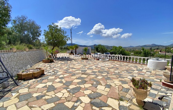 Revente - Villa  - Hondón de las Nieves