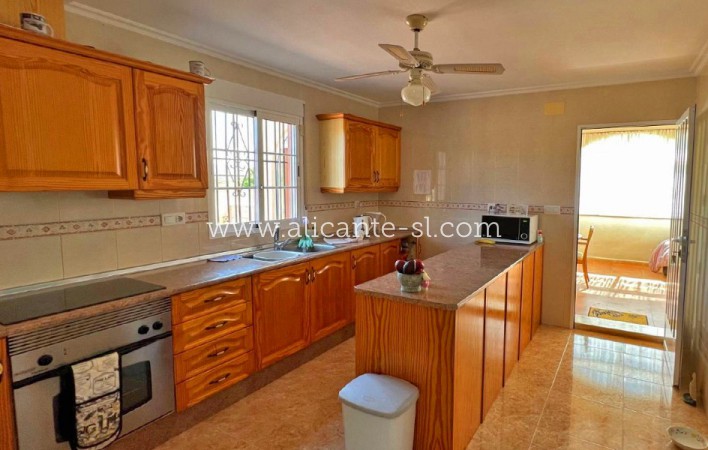 Sale - Villa  - Hondón de los Fráiles