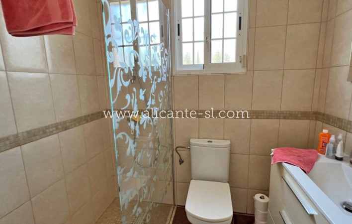 Sale - Villa  - Hondón de los Fráiles