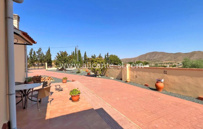 Sale - Villa  - Hondón de los Fráiles