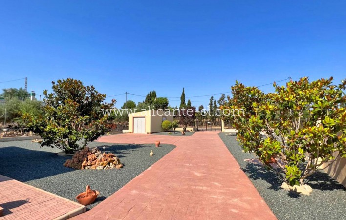 Sale - Villa  - Hondón de los Fráiles