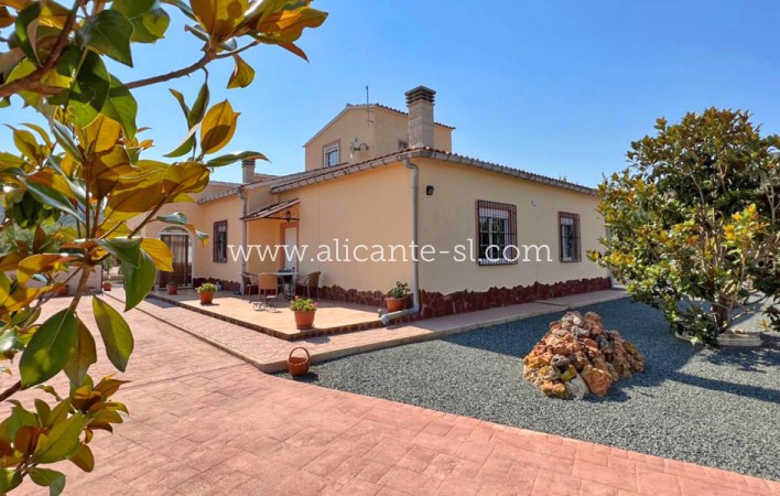 Sale - Villa  - Hondón de los Fráiles