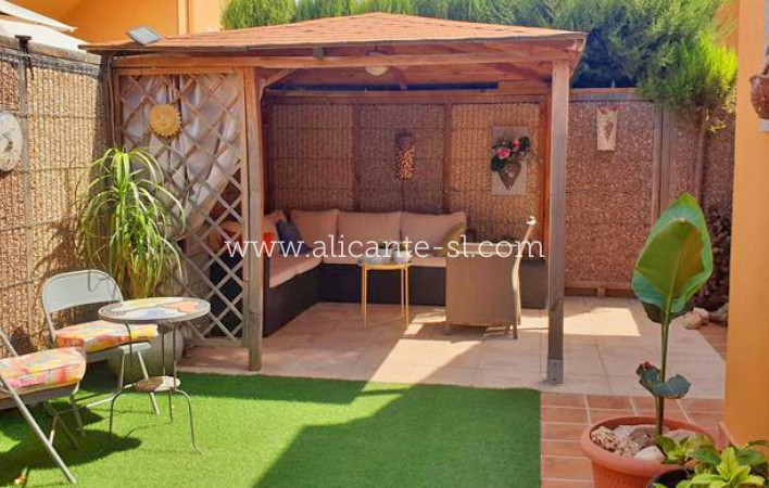 Venta - Villa  - La Romana