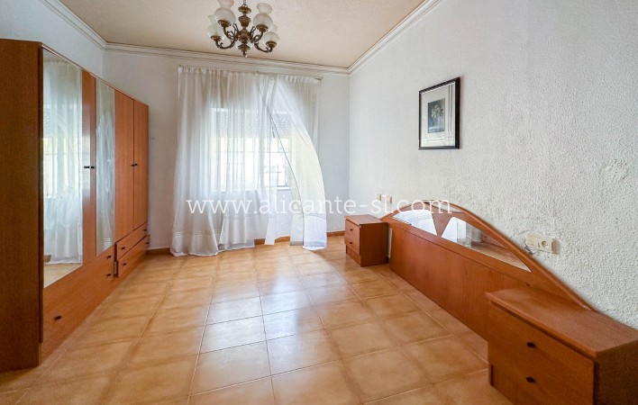 Sale - Apartment / flat - Hondón de las Nieves