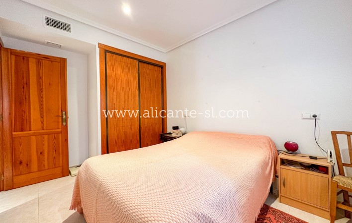 Sale - Villa  - La Romana