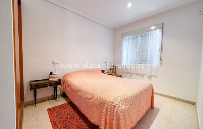 Sale - Villa  - La Romana