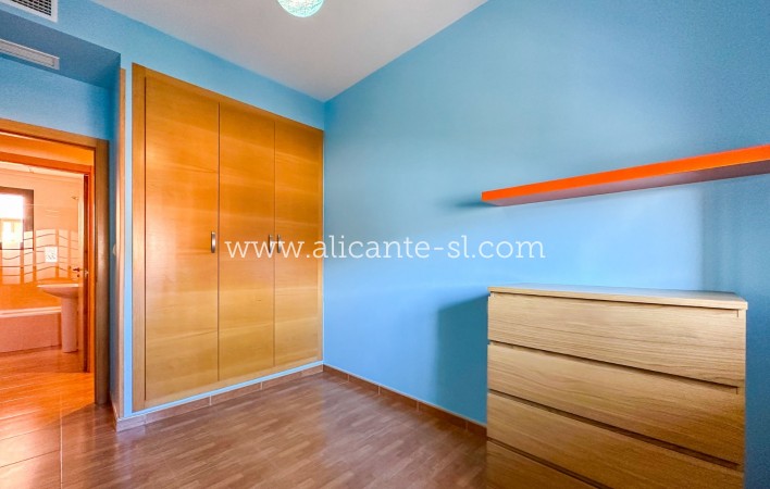 Revente - Appartement / flat - Hondón de las Nieves