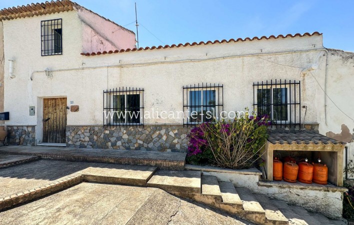 Sale - Country House - La Romana