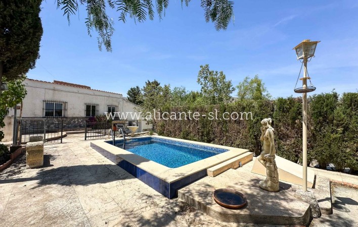 Sale - Country House - La Romana