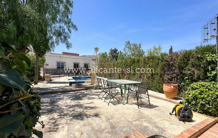 Sale - Country House - La Romana