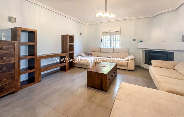 Venta - Villa  - Albatera