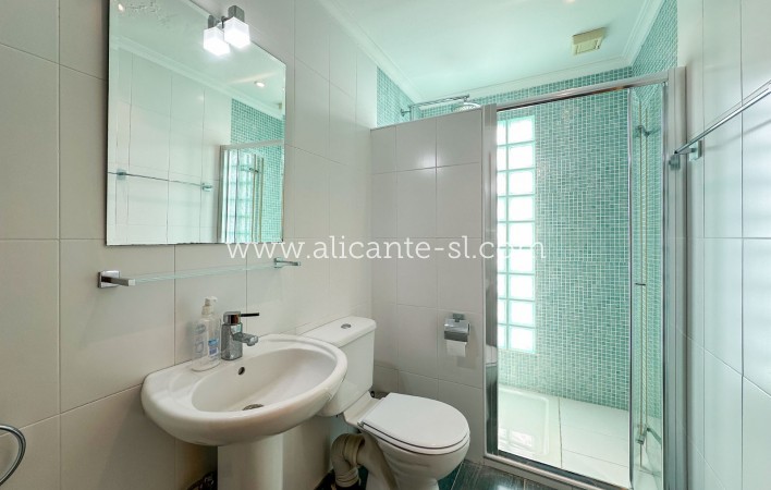 Venta - Villa  - Albatera