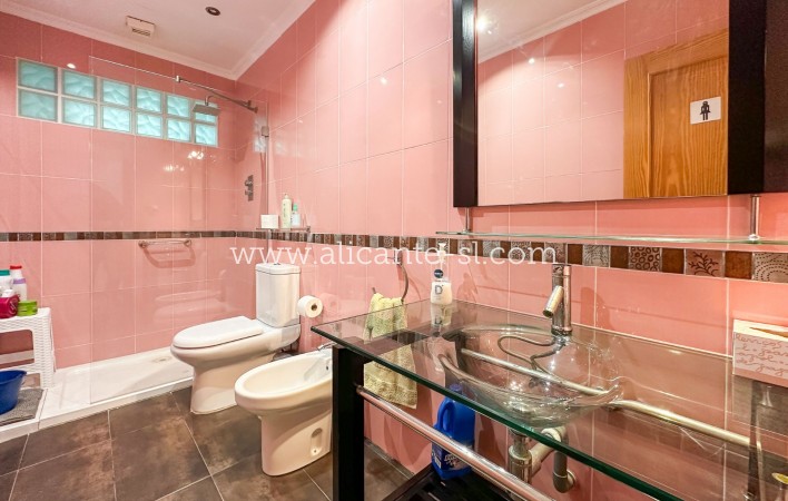 Venta - Villa  - Albatera