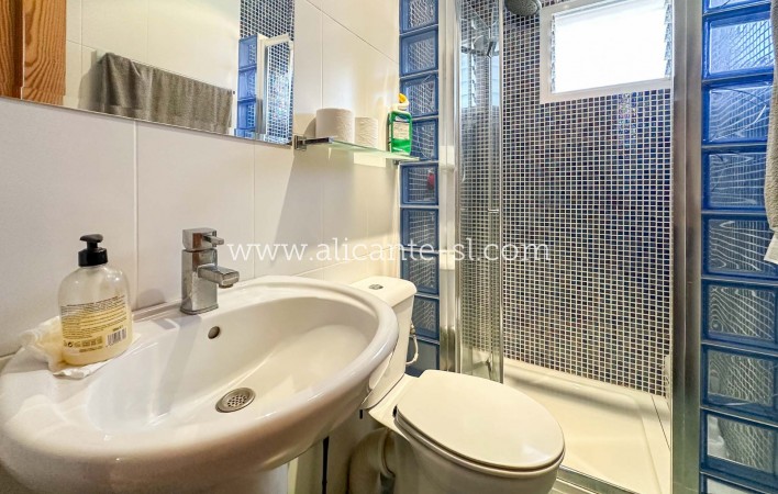 Venta - Villa  - Albatera