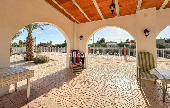 Venta - Villa  - Albatera