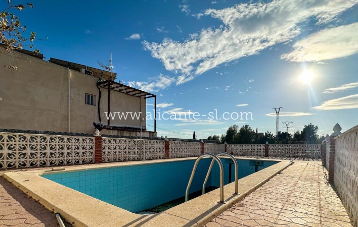 Venta - Villa  - Albatera