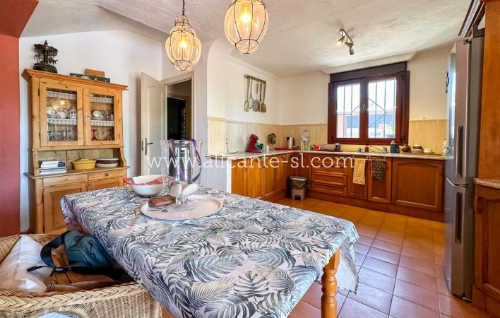 Sale - Villa  - Aspe