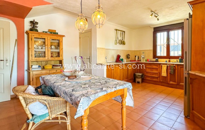 Sale - Villa  - Aspe