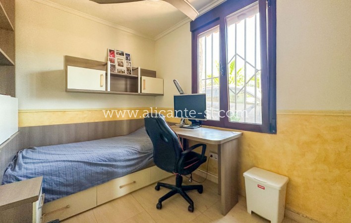 Sale - Villa  - Aspe