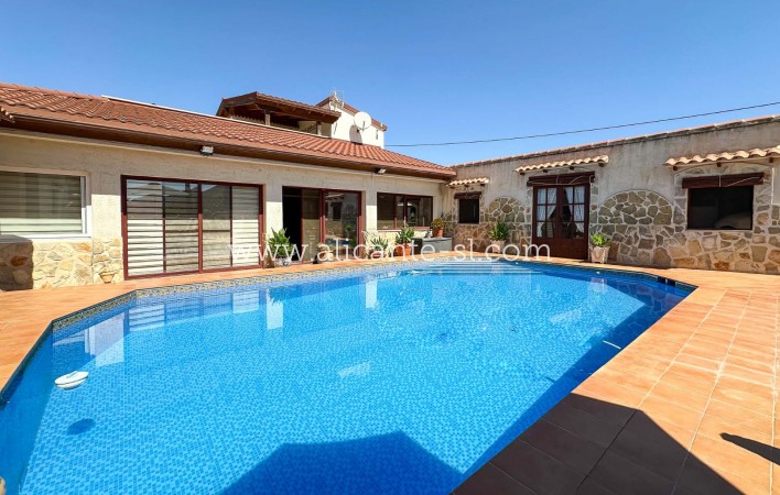 Sale - Villa  - Aspe