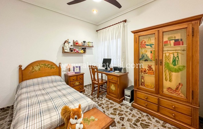 Sale - Townhouse - Hondón de las Nieves