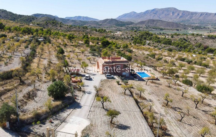 Revente - Villa  - Hondón de las Nieves