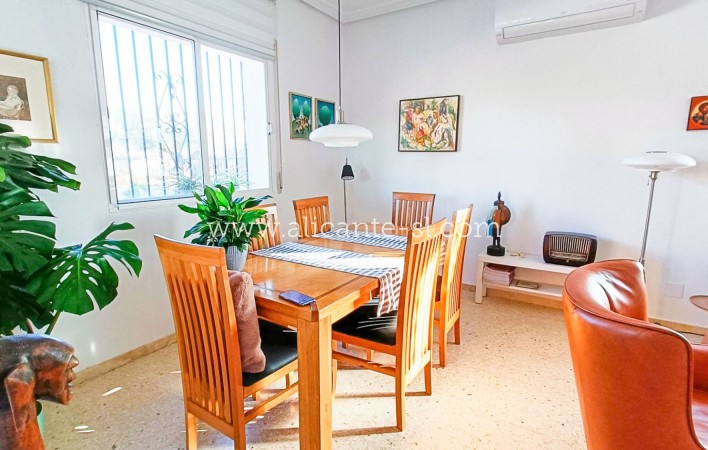 Venta - Villa  - Hondón de los Fráiles