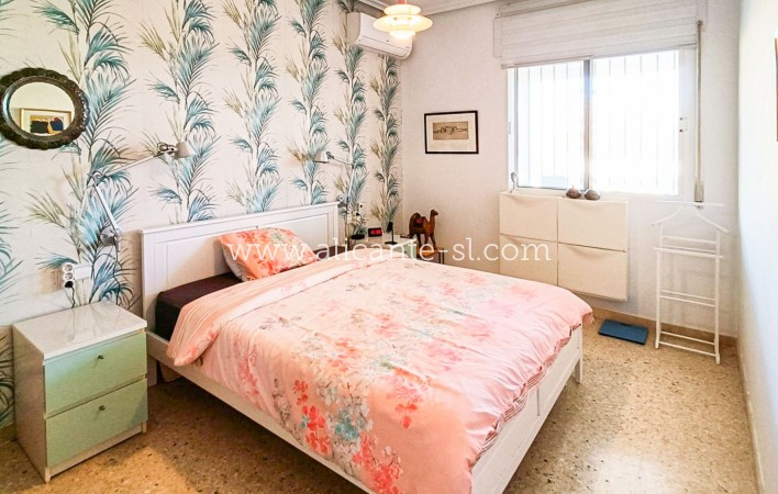 Venta - Villa  - Hondón de los Fráiles