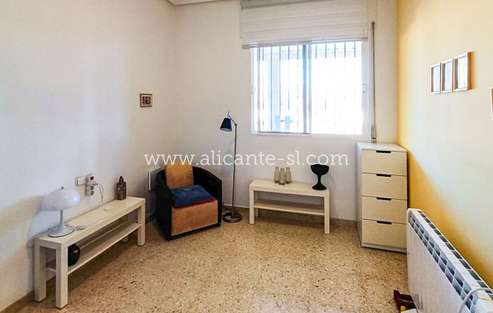 Venta - Villa  - Hondón de los Fráiles