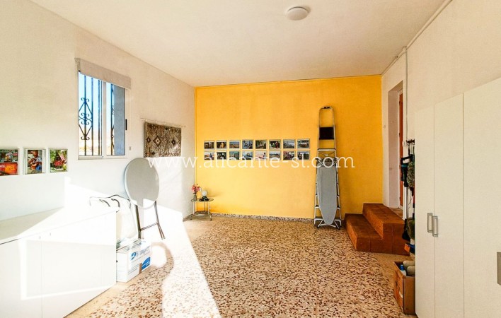 Venta - Villa  - Hondón de los Fráiles