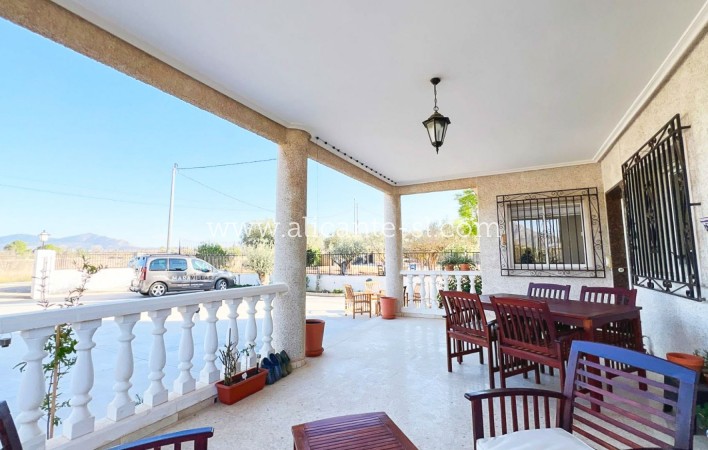 Venta - Villa  - Hondón de los Fráiles