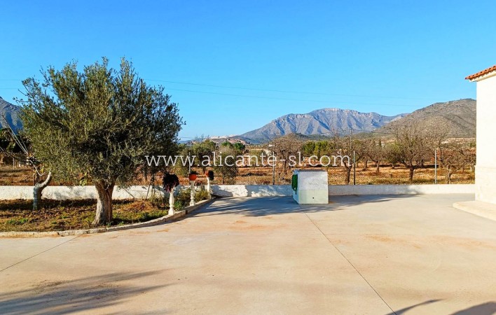 Venta - Villa  - Hondón de los Fráiles