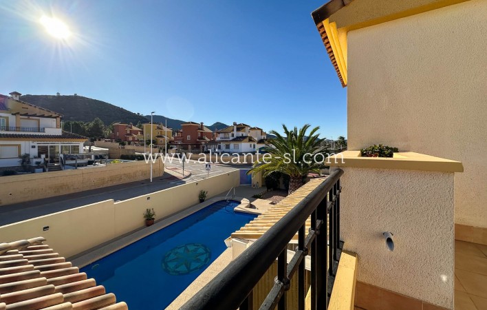 Sale - Villa  - Hondón de las Nieves