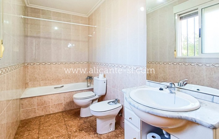 Sale - Villa  - Hondón de los Fráiles