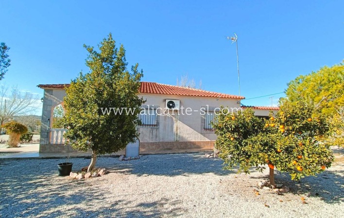 Sale - Villa  - Hondón de los Fráiles