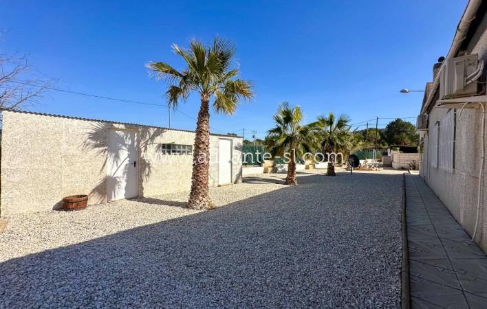 Venta - Villa  - Hondón de las Nieves