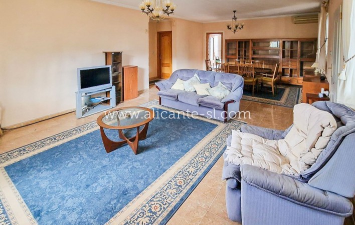 Venta - Villa  - La Romana