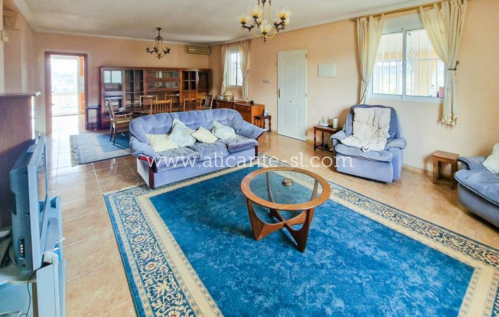 Venta - Villa  - La Romana