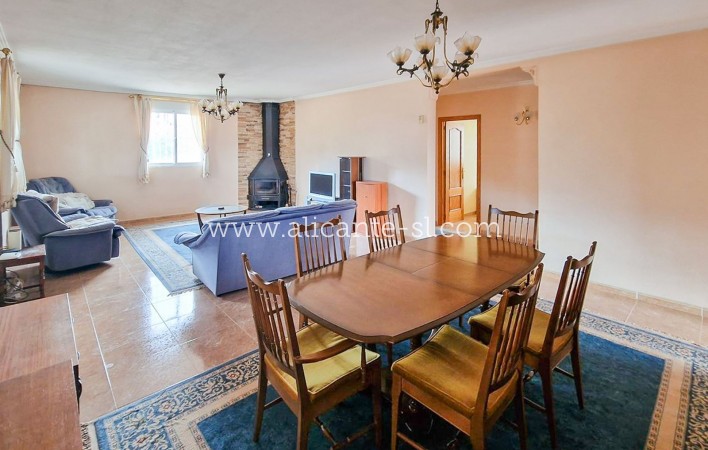 Venta - Villa  - La Romana