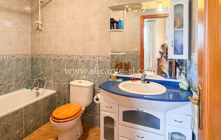 Venta - Villa  - La Romana