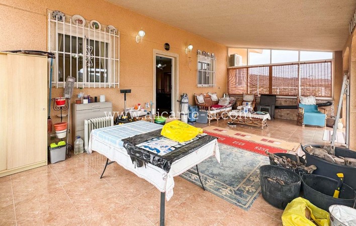 Venta - Villa  - La Romana